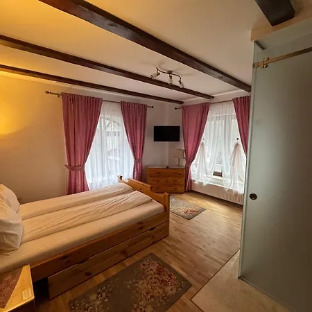 Konukevi Casa Stefania 3*